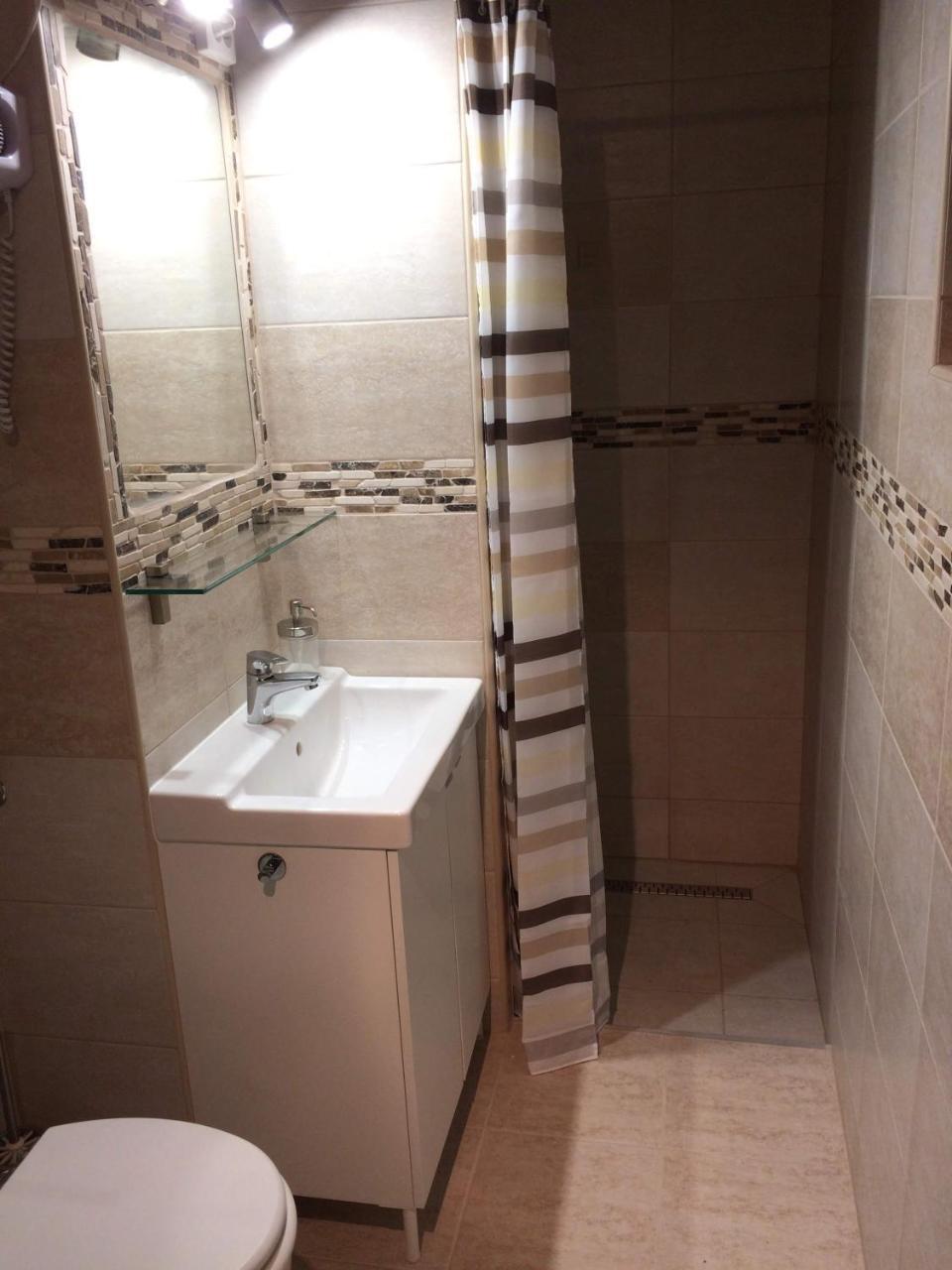 شقة Rigo Lak ميسكولك المظهر الخارجي الصورة